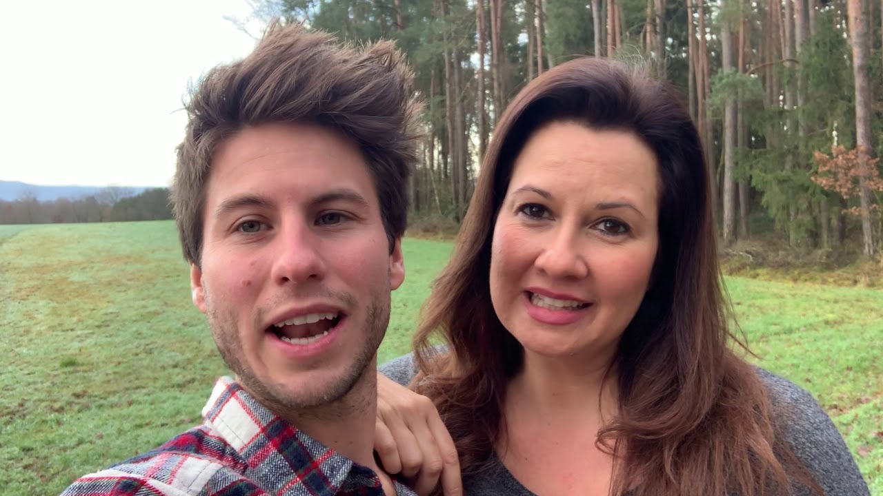 Live Your Happy 365 - Daily ACIM Lessons